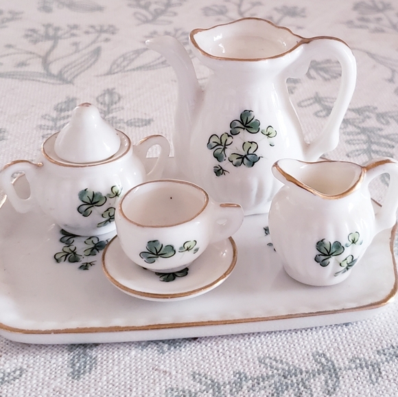 Vintage Lefton Shamrock Miniture Porcelain Tea Set - Picture 1 of 5